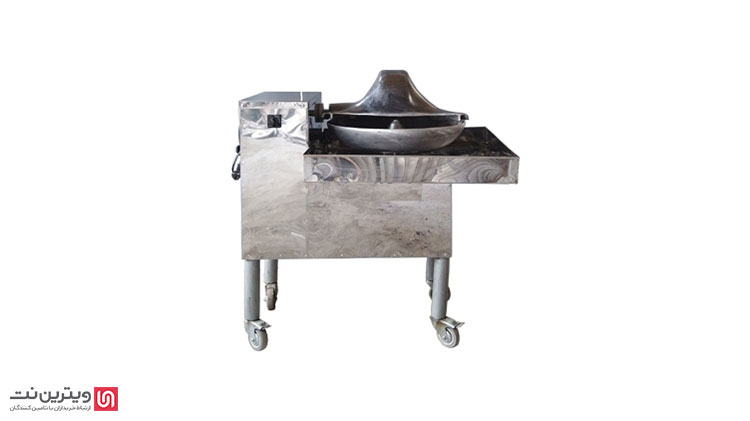 دستگاه سبزی خرد کن صنعتی یکی از مهترین دستگاه‌ها در تجهیرات آشپزخانه صنعتی است که عموما در مراکز عرضه‌ی سبزی و آشپزخانه‌های بزرگ صنعتی مورد استفاده قرار می‌گیرد. 